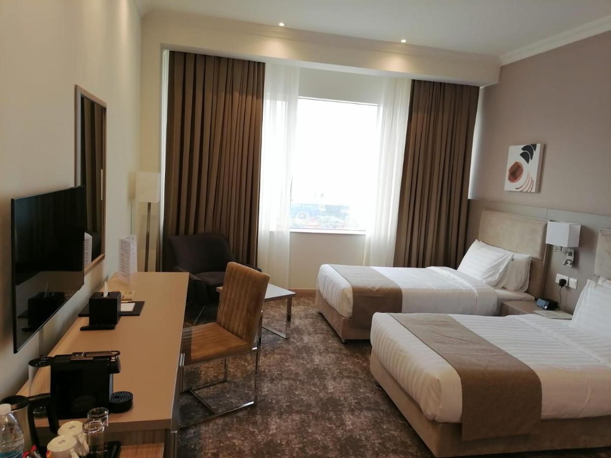 Gloria Hotel & Suites Doha Exterior foto
